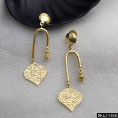 Arch Earrings