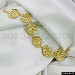 A Unique Designer Party Era Bracelet in Gold Plated SKU7422