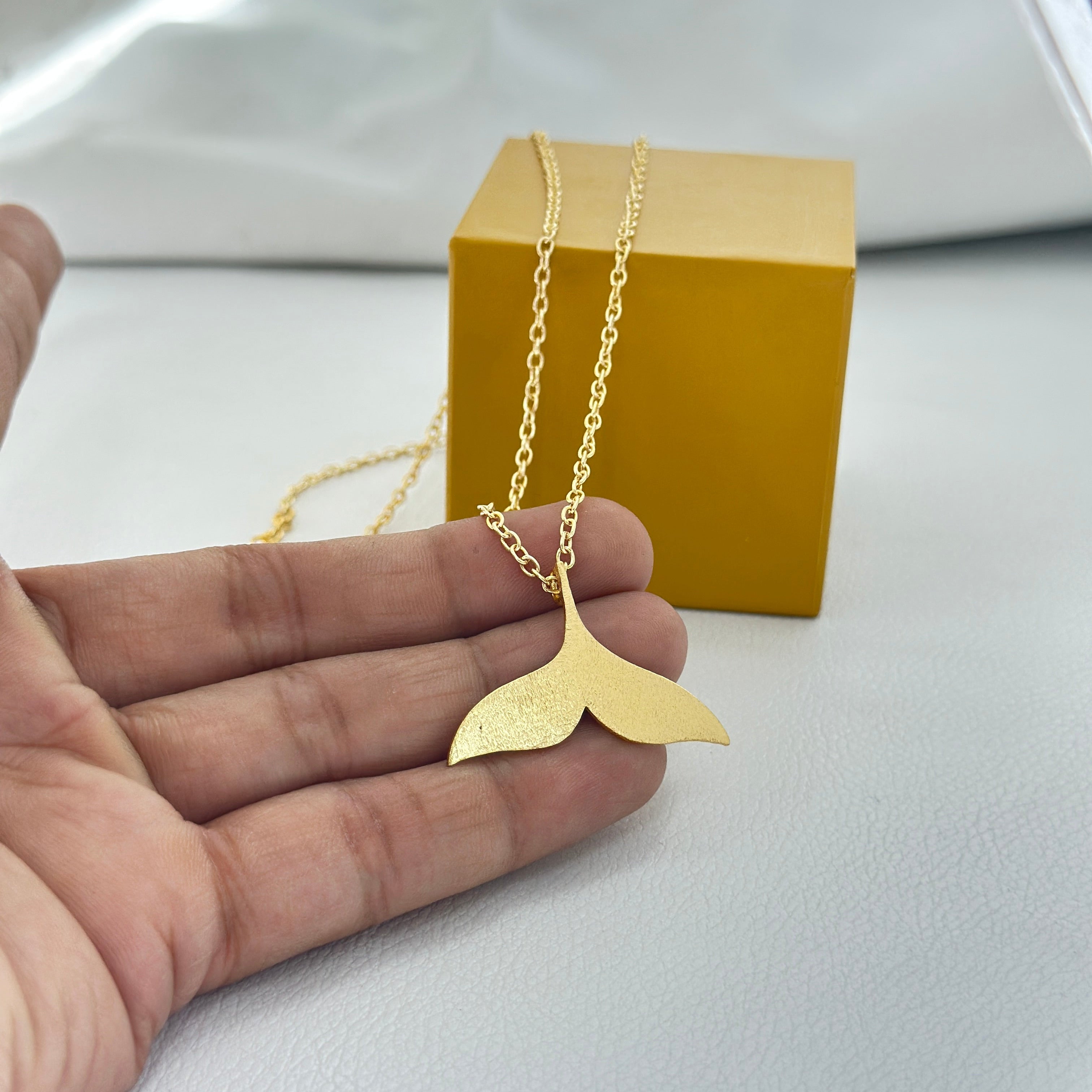 Elegant Whale Tail Necklace SOKU#7827