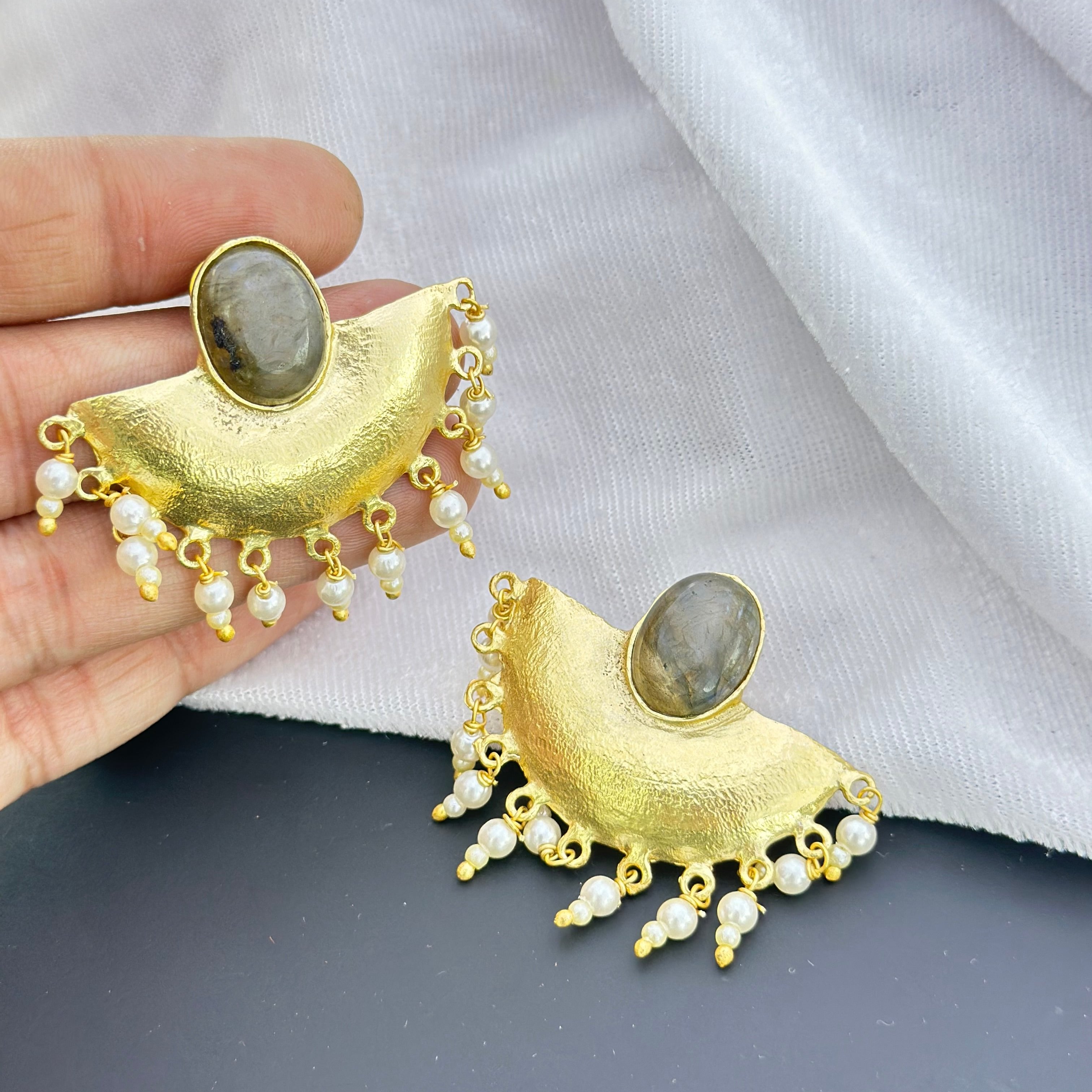 Era Earrings