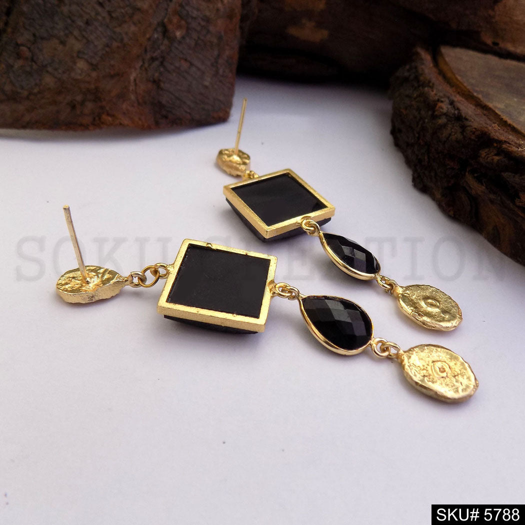 Gold plated Handmade Hammered Designer Drop and Dangle Earring SKU5788