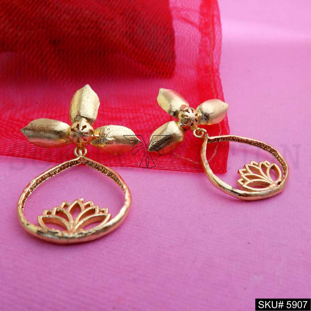 Gold plated Designer Handmade Drop and Dangle Earring SKU5907