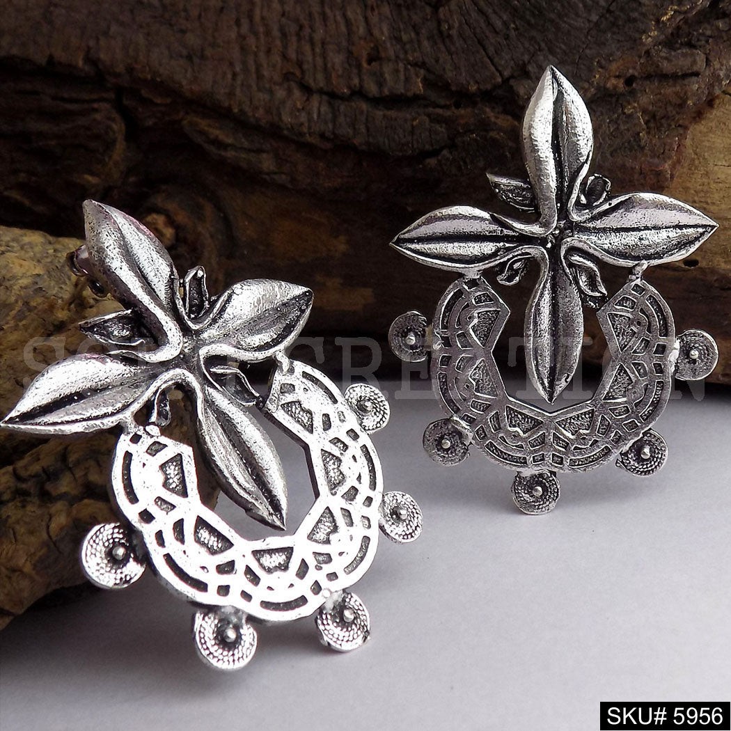 Silver plated Designer Big Stud Earring SKU5956