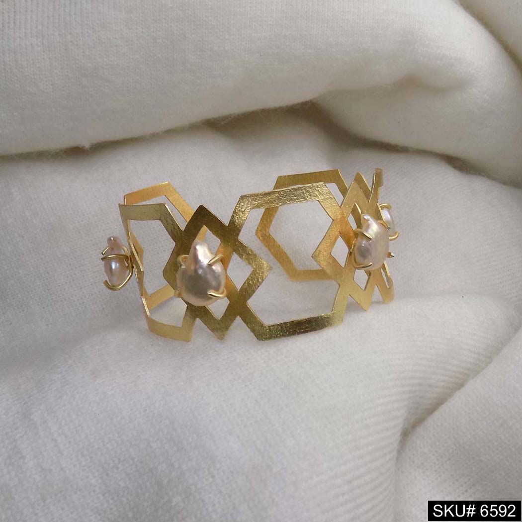 Gold Plated Statement Plain With Pearl Handmade Design of Cuff SKU6592