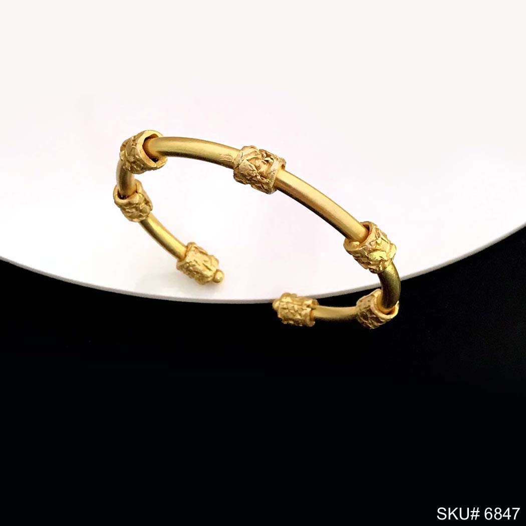 Gold Plated  Antique Design of Unique Cuff SKU6847