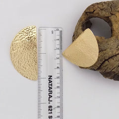 Gold plated Half moon hammered texture stud Earring SKU3610