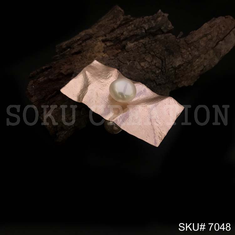 Rose Gold Plated Unique Statement Pearl Hammered Rectangle Handmade Ring SKU7048