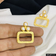 Fresh Water Pearl Gold plated Stud Earring SKU7313