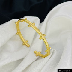 GOLD PLATED DOTT CUFF BANGLE  SKU7322