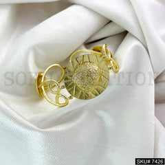 Beautiful Designer Bracelet in Gold Plated SKU7426